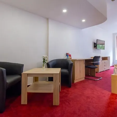 Hotel Ungar 3*